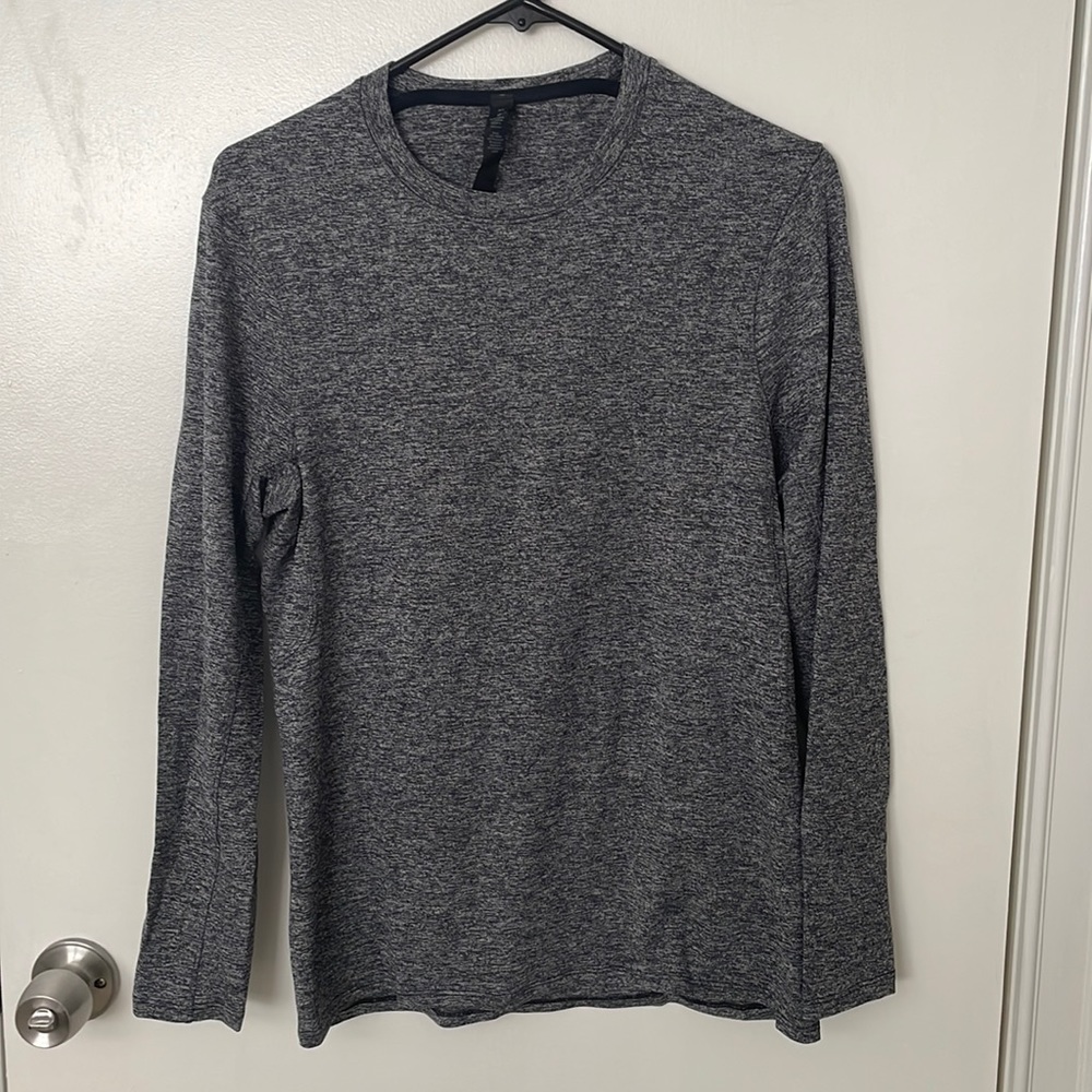 NWOT Lululemon Men’s Long Sleeve Shirt Size XS